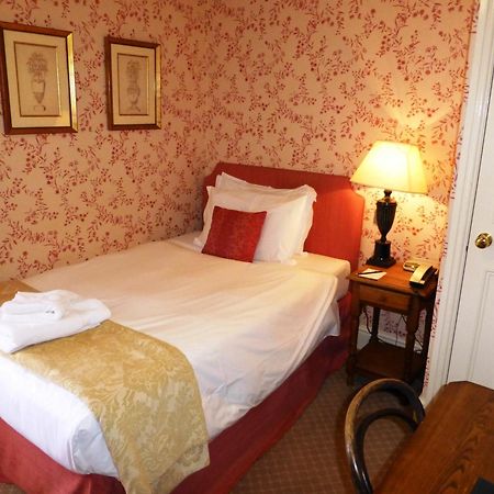 The Bear Hotel ディバイザス 部屋 写真